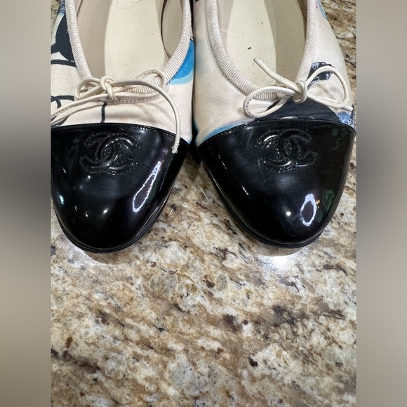CHANEL VTG Graffiti Cap-Toe Interlocking CC Logo Ballet Flats 40 - Picture 6 of 13